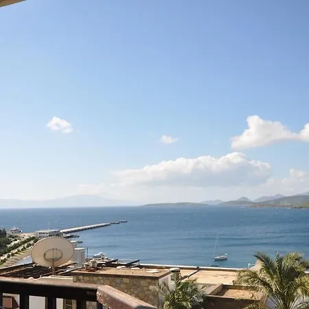 公寓 Sleeps 5 With Pool And Air Con